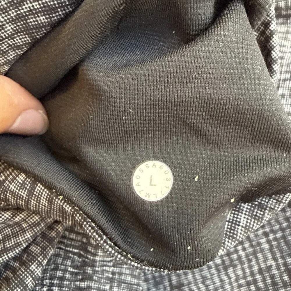 LULULEMON Pace Breaker Linerless Shorts Wire Black Gray Pull On Active Men's L